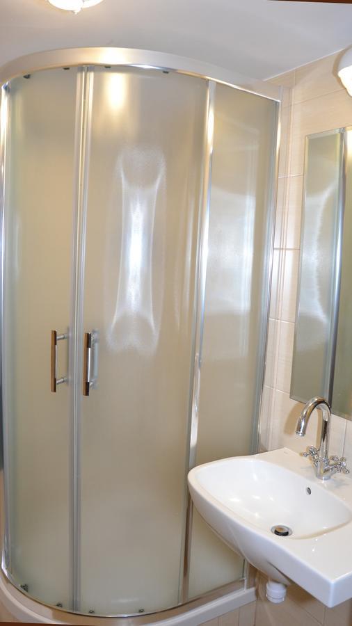Hotel Tawerna Kaper Ilawa Esterno foto