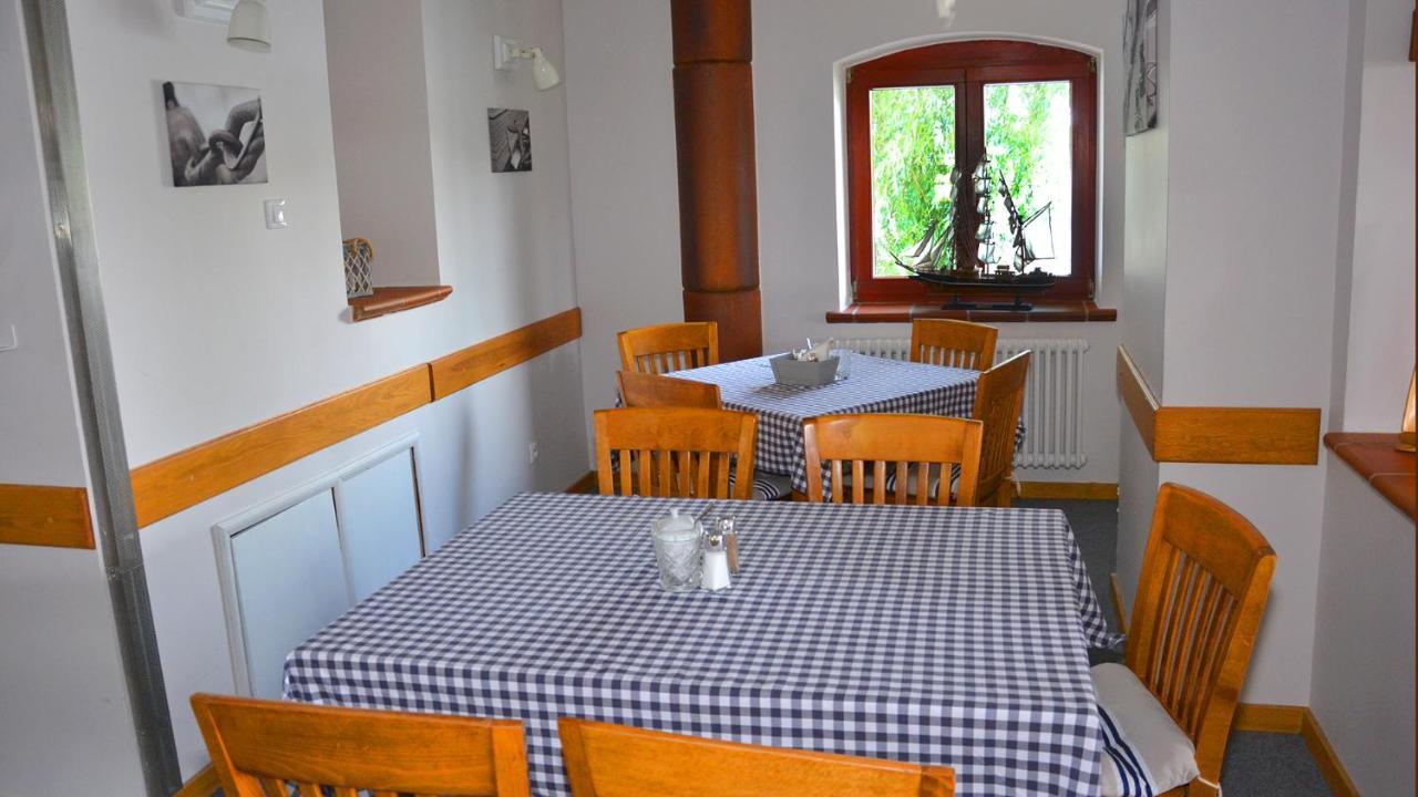 Hotel Tawerna Kaper Ilawa Esterno foto