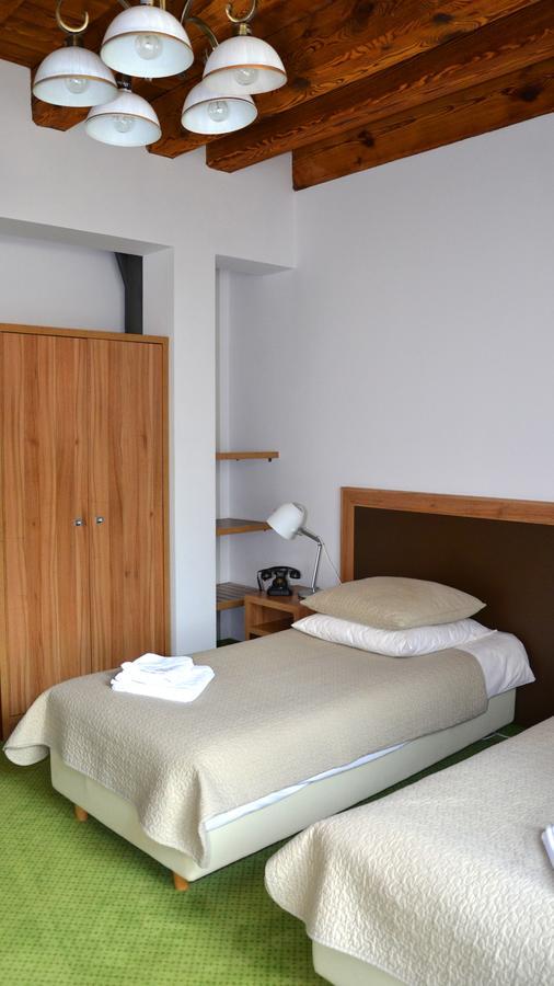 Hotel Tawerna Kaper Ilawa Esterno foto