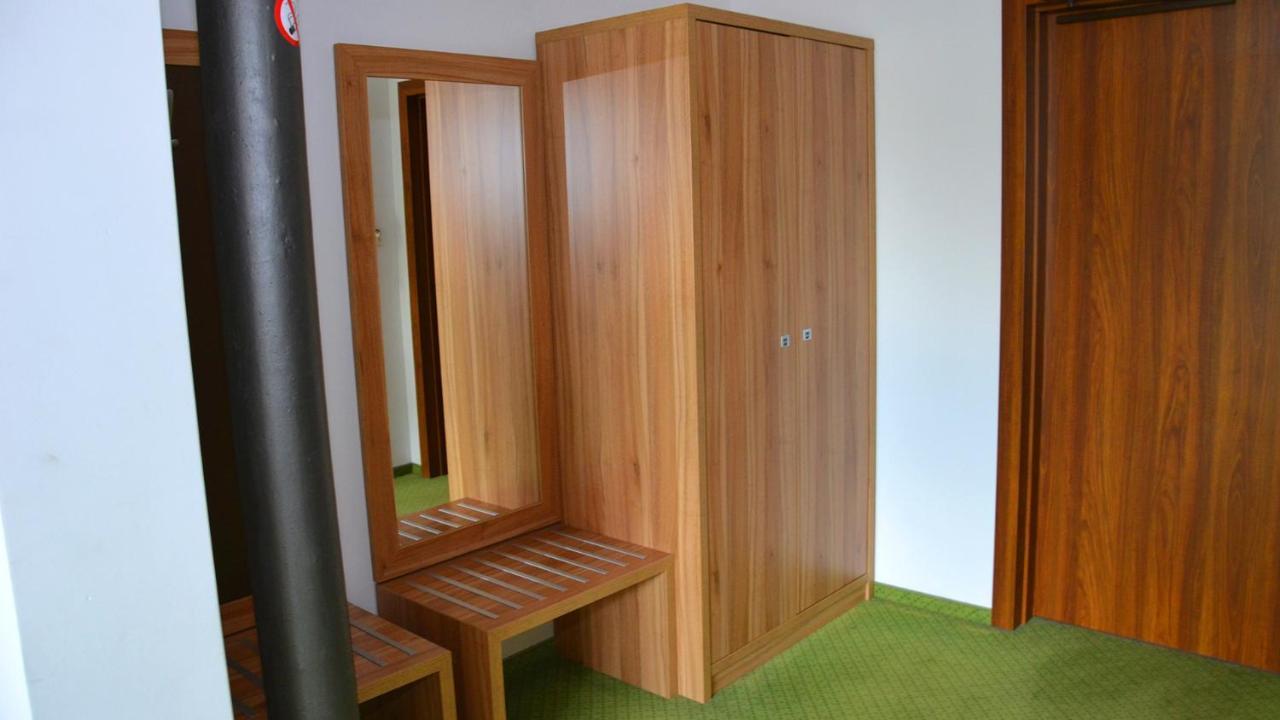 Hotel Tawerna Kaper Ilawa Esterno foto
